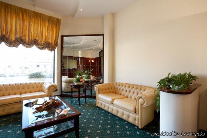 Dropiluc Hotel Druento ภายนอก รูปภาพ