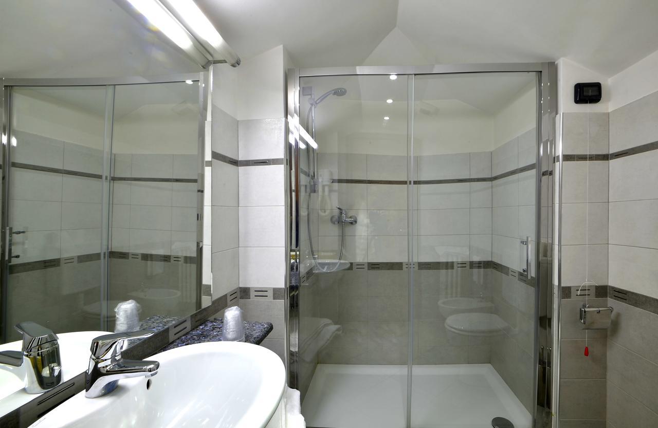 Dropiluc Hotel Druento ภายนอก รูปภาพ